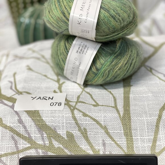 YARN 78 CRYSTAL PALACE YARN - KID MERINO NYLON BLEND - COLOR FERN MIX(GREEN) - Picture 2 of 4